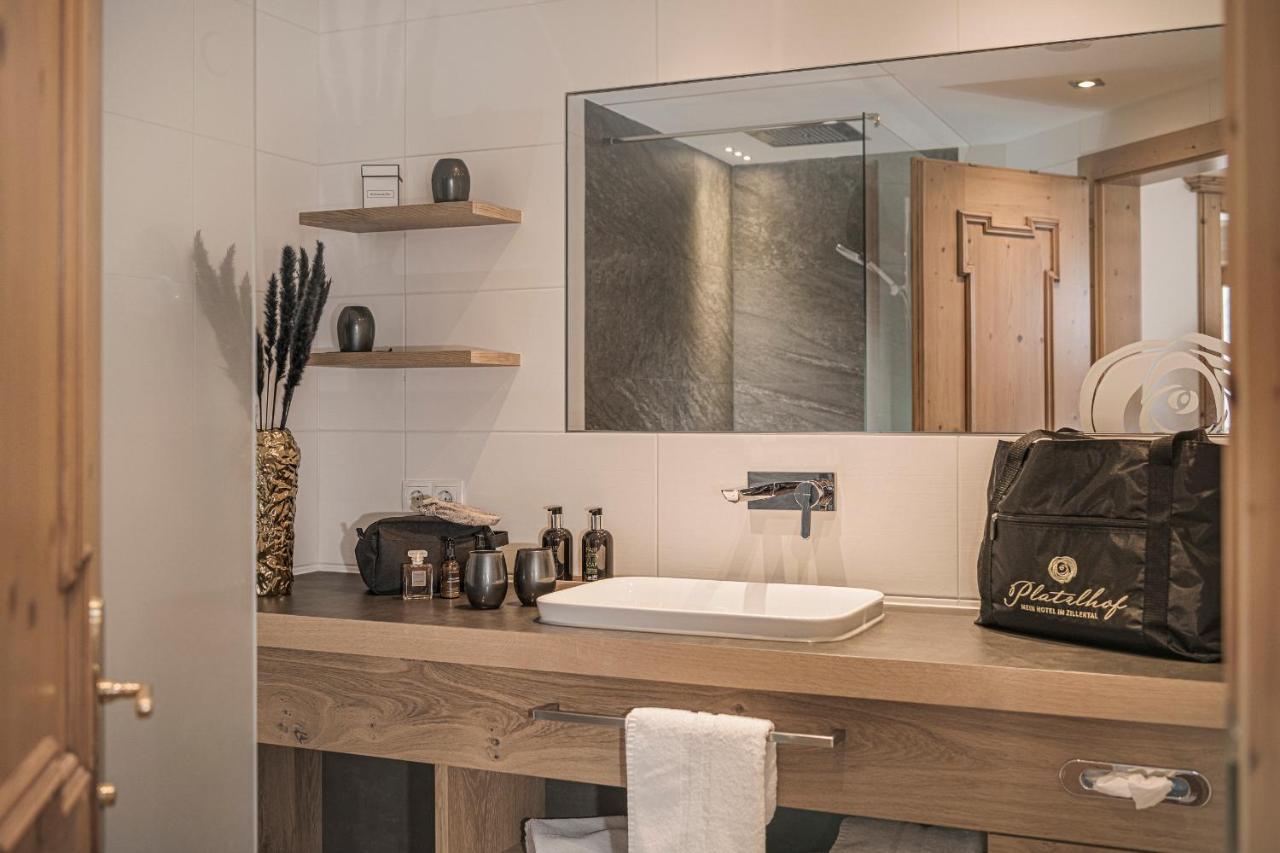 Platzlhof - Mein Hotel Im Zillertal รีด อิม ซิลเลอร์ทาล ภายนอก รูปภาพ